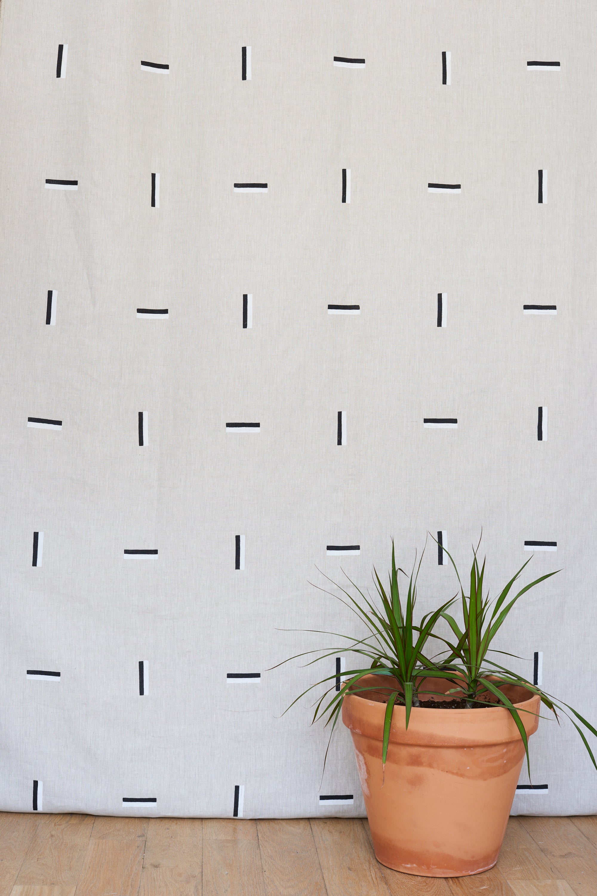 Icehouse Black & White - Fabric By The Yard
