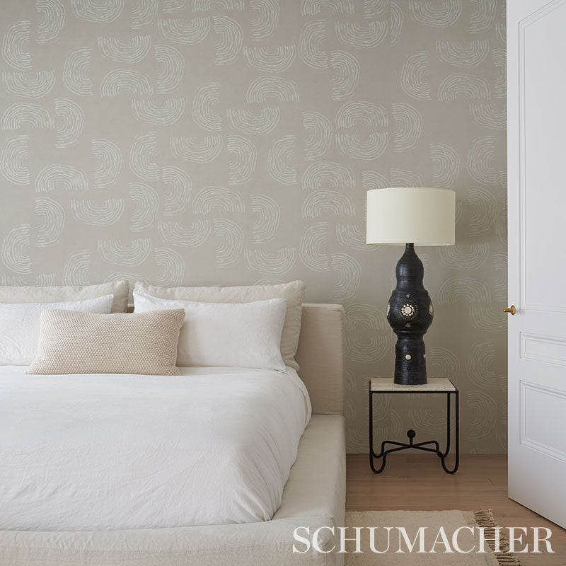 Quansoo Ivory on Neutral - Wallpaper